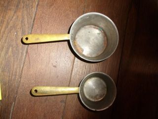 2==b&m Dourd Copper Measure Cups
