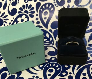 Nib Tiffany & Co Platinum Wedding Band Ring 4.  5mm Size 9.  75