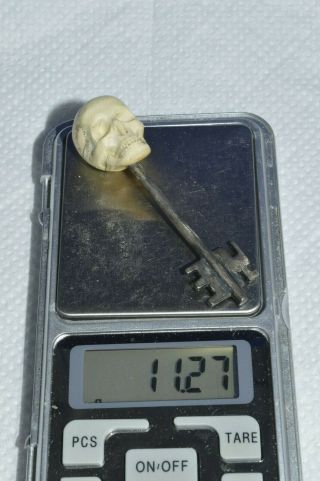 Art Deco ANTIQUE VICTORIAN SILVER 84 Memento Mori Skull coffin box Mourning key 3