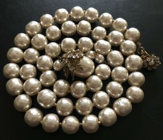 Classic Single Strand Signed Miriam Haskell Large Baroque Pearl Necklace 22 "