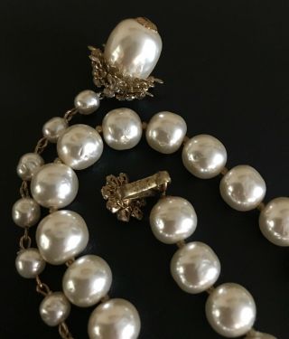 Classic Single Strand Signed Miriam Haskell Large Baroque Pearl Necklace 22 