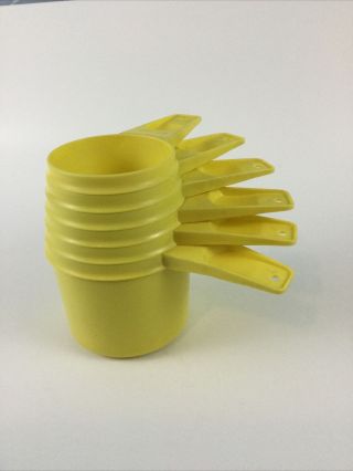 Vintage Tupperware Nesting Measuring Cups Complete 6 Piece Set Yellow Usa