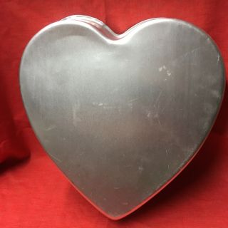 Vintage 1978 Wilton Heart Shaped Aluminum Cake Pan 502 - 1298 12 