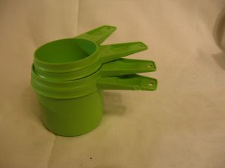 Set Of 4 Vintage Lime Green Tupperware Measuring Cups 1/3,  1/2,  3/4 And 1 Cup