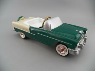 Gearbox Pedal Car Company Limited Edition 1955 Green & White Chevy Bel Air Guc