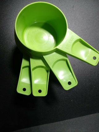 Vintage Tupperware Apple Green Measuring Cups (4) 1/2 2/3 3/4 1 Cup
