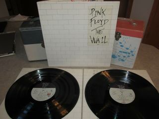 Pink Floyd Vinyl Lp Set The Wall W/inners & Sticker 1979 U.  S.  Stunning