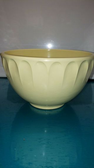 Vtg Creamy Butter Light Yellow Melamine Mixing Bowl Sturdy Solid Boonton 511a - 2q