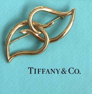 Tiffany & Co Double Heart Leaf 18k Gold 750 Pin/broach/charm/pendant 13.  5 Grams