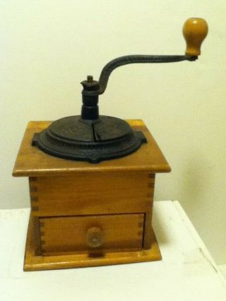 VINTAGE WOODEN BOX COFFEE GRINDER WITH CAST IRON LID & HAND CRANK WITH DRAWER 2