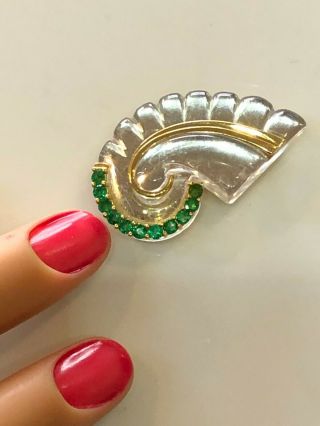 Unique Seaman Schepps 18k Yellow Gold Rock Crystal & Emerald Pin Brooch