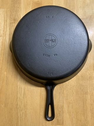 Griswold Small Block Logo Sbl 9 Cast Iron Skillet Grooved Handle 710h Cracked