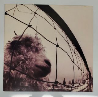 Vs.  [lp] By Pearl Jam,  Never Played (vinyl,  Oct - 1993,  Epic Associated)