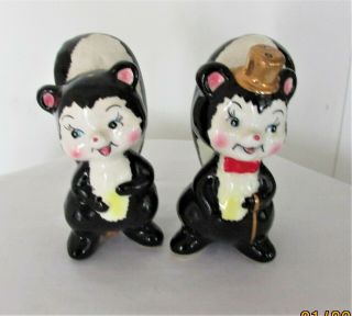 Vintage Made In Japan Anthropomorphic Ceramic Skunk Salt & Pepper Shakers