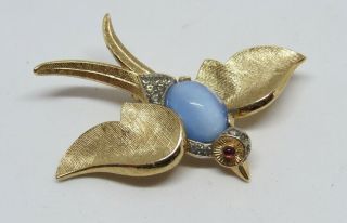 Vintage Crown Trifari Alfred Philippe Jelly Belly Cabochon Fantasies Bird Brooch