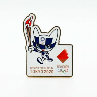 Olympic Paralympic Tokyo 2020 Mascot Miraitowa Pin Badge Torch Relay Pose