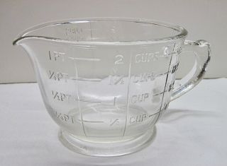 Vintage Clear Glass Footed 2 Cup Measuring Cup And Mixing Pitcher