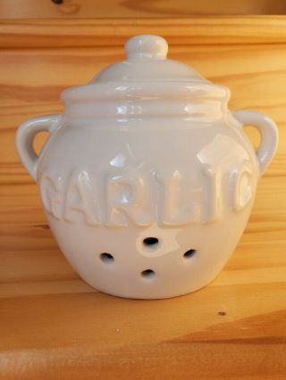White Ceramic Garlic Keeper Vented Storage Jar With Lid Farmhouse Kitchen