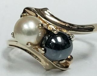 Classic Estate 10k Yellow Gold Black Hemitite 5.  5mm Pearl Double Size 6 Ring Wow
