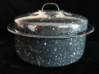 Black Speckled Enamel/graniteware Round Roasting Pan With Lid - Vintage