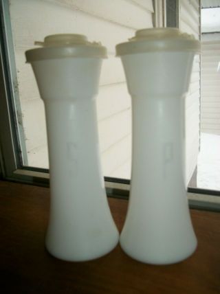 Vintage Tupperware 6 " Hour Glass Salt Pepper Shakers