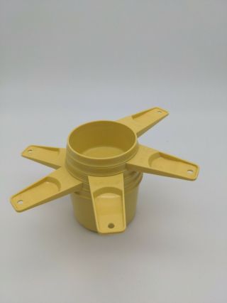 Vintage Tupperware Yellow 5 Piece Measuring Cups 761 - 765
