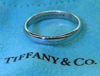 Authentic Platinum Pt 950 1999 Tiffany & Co Copyright Wedding Band Ring & Box