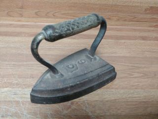 Antique 6 Pound Cast Iron Wrought Iron Clothes Iron C 6