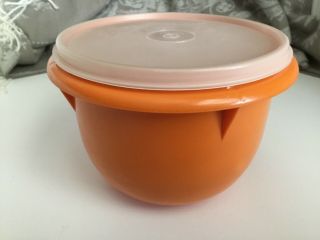 Vintage Tupperware 270 - 4 Harvest Orange Small Handolier W/lid