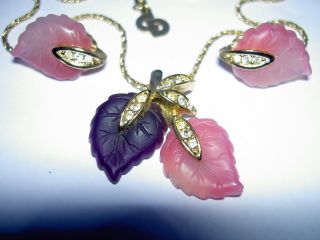 Rare VTG Christian Dior Pink Molded Glass Rhinestone Leaf Necklace Earrings Set 2