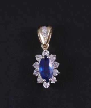 Gorgeous Natural Blue Sapphire And Diamond 14k Gold Pendant