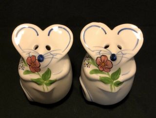 Vintage N S Gustin Co Hand Painted Ceramic Smiling Mouse Grated Cheese Shakers