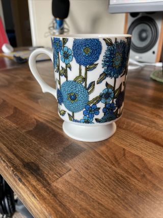 Vintage Holt Howard Ceramic Pedestal Coffee Cups Mugs Blue Floral - 7611