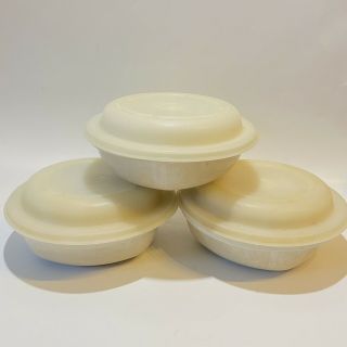 Set Of Three Vintage Tupperware Microwaveable Bowls With Lids Steamers