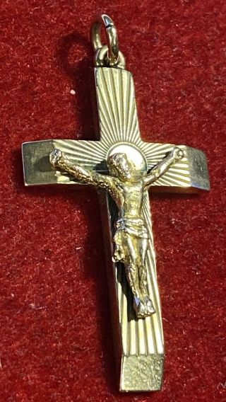 Vintage Heavy Hallmarked Solid 9ct Gold Crucifix With Jesus.  5.  2 Grammes.