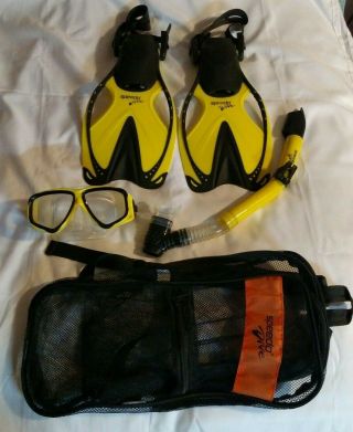 Speedo Dive Swimming Mask Snorkel Fins - Jr.  Size S/m U.  S.  9 - 13 Set Yellow - W/bag