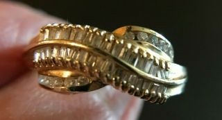 Estate Find - Vtg Ladies 14k Gold And Diamond Cocktail Ring -