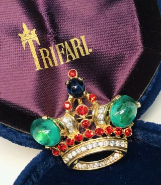 Vintage TRIFARI Alfred Philippe Emerald Cabochon Royal Coronation Crown Pin 3
