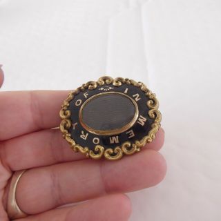 9ct gold cased Victorian enamel ' IN MEMORY OF ' mourning heavy brooch,  15 grams,  9k 2
