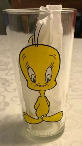 Vintage Tweety Bird Pepsi Warner Bros Looney Tunes 1973 Collector Glass
