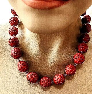 Vintage Export Chinese Carved Red Cinnabar Lacquer Bead Necklace 15mm Beads