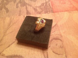 Vintage 10Kt.  Yellow Gold Red Stone Men ' s Ring Size 10 2