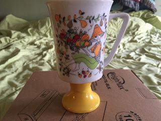 Vintage Sicilia By Arnart Yellow Mug Pedestal Cup With A Harvest Theme 1975