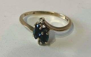 Vintage 10k Solid Yellow Gold Ring With 2 Sapphires And 2 Diamond