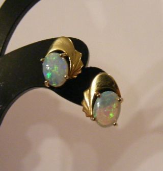 Vintage Retro 14k Gold Opal Earrings Post Backs $129.  99