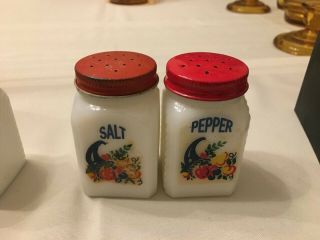 Vintage Cornucopia/horn Of Plenty Milk Glass Salt And Pepper - Vgc