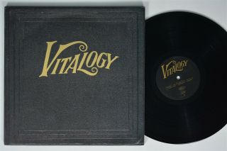 Pearl Jam Vitalogy Epic Lp Vg,  Gatefold W/booklet 1994 Pressing