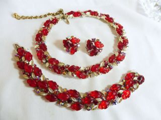 Vintage Lisner Red Thermoset Rhinestone Necklace Bracelet Earrings Parure