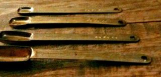 Vintage Metal Measuring Spoons Set Of 4 Baking Kitchen Measure