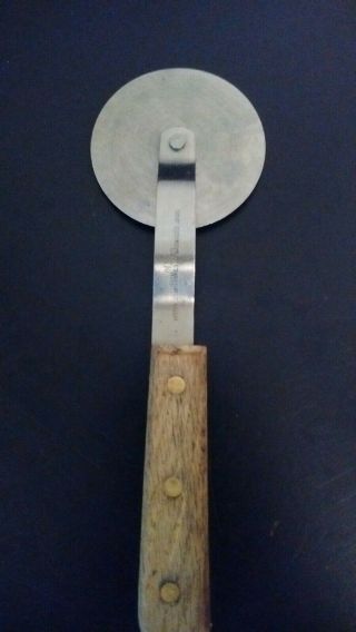 Vintage Old Homestead Lifetime Cutlery Stainless Wood Handle Pizza Cutter Japan 2